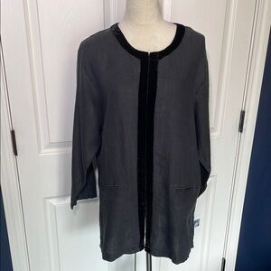 NWT Kiko 100% Linen Long Sleeve Tunic Shirt in Charcoal with Black Velvet Trim